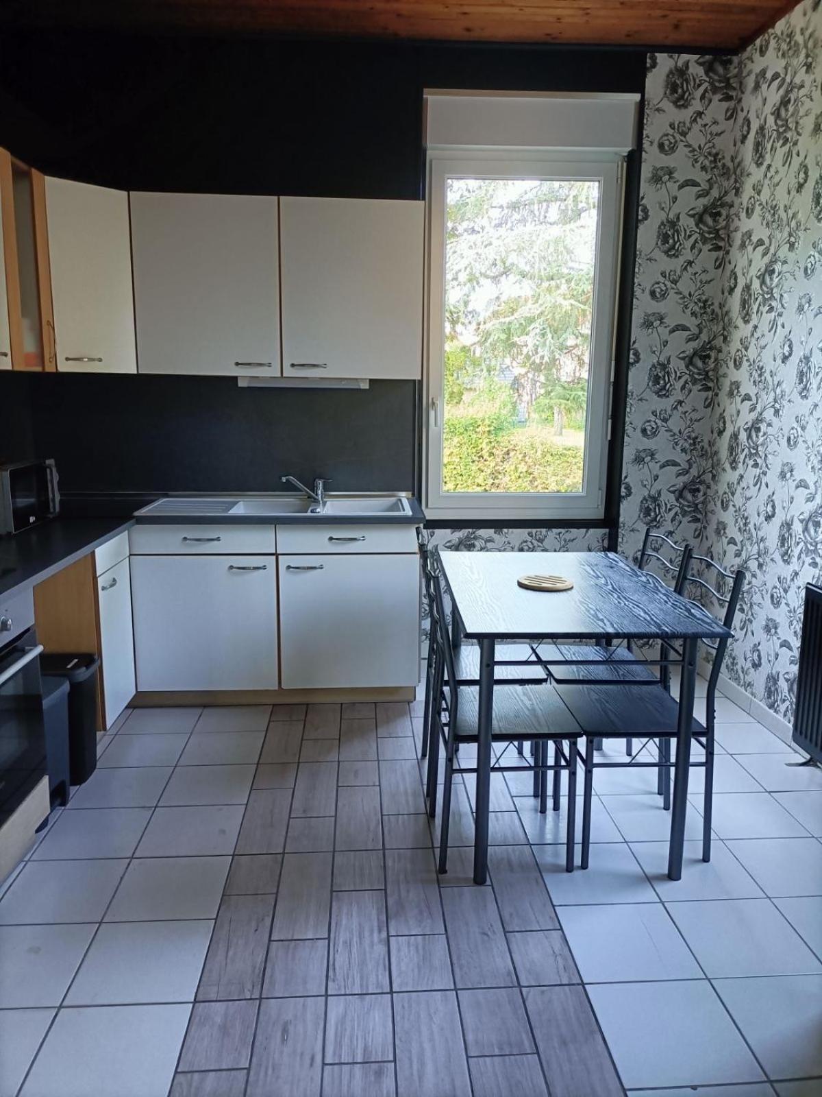Maison 3 - Chez Florence Hébergement de vacances Yzeure